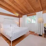 4 Bd Luxurious With Swimming Pool Salakos