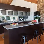Holiday home 4 Bd Luxurious With Swimming Pool