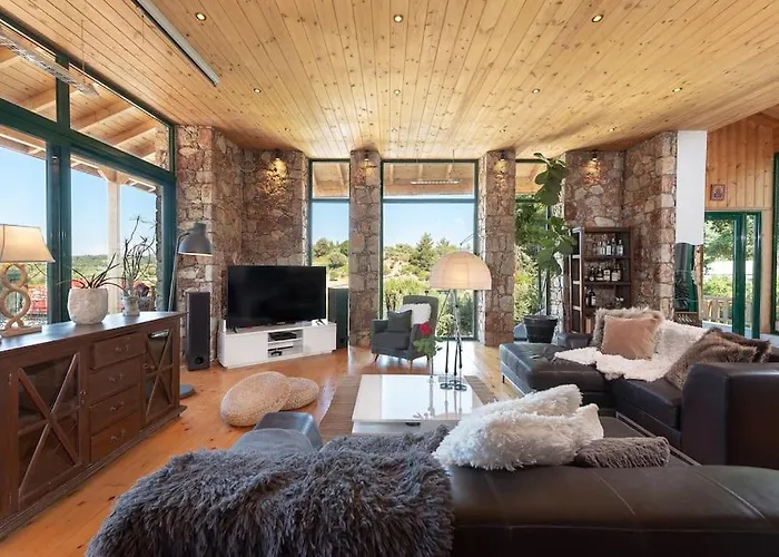 4 Bd Luxurious With Swimming Pool 펜션