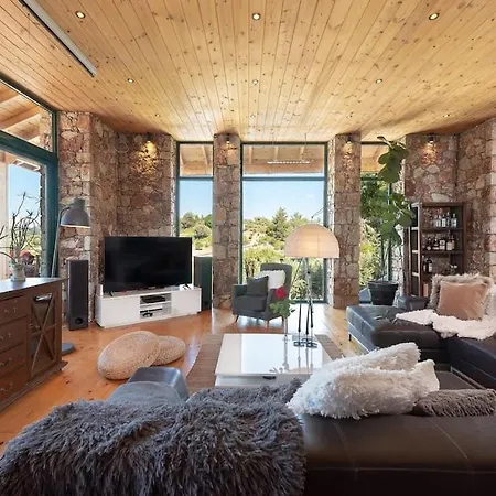 4 Bd Luxurious With Swimming Pool 度假居